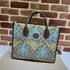 Gucci Shopping Bags